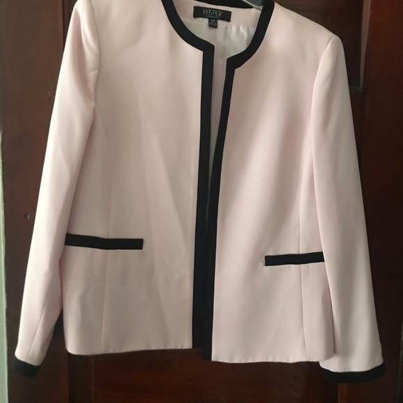 Pink and black blazer - Picture 4 of 4